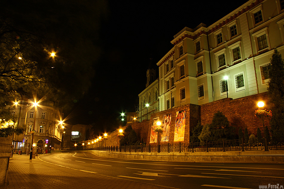 Zamek - zamek sukowskich, zamek w bielsku, ulica, ulica 3 maja, bielsko noc, architektura, miasto noc, bielskie zabytki, architektura, may wiede