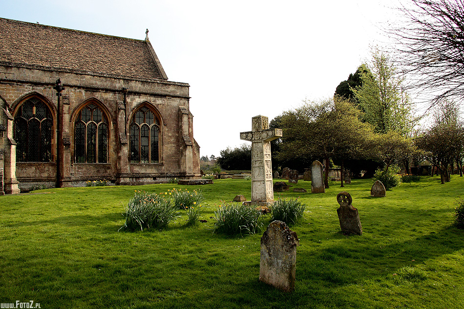 Cmentarz - Devizes, Wiltshire, Anglia, angielska Architektura, koci, katedra, cmentarz