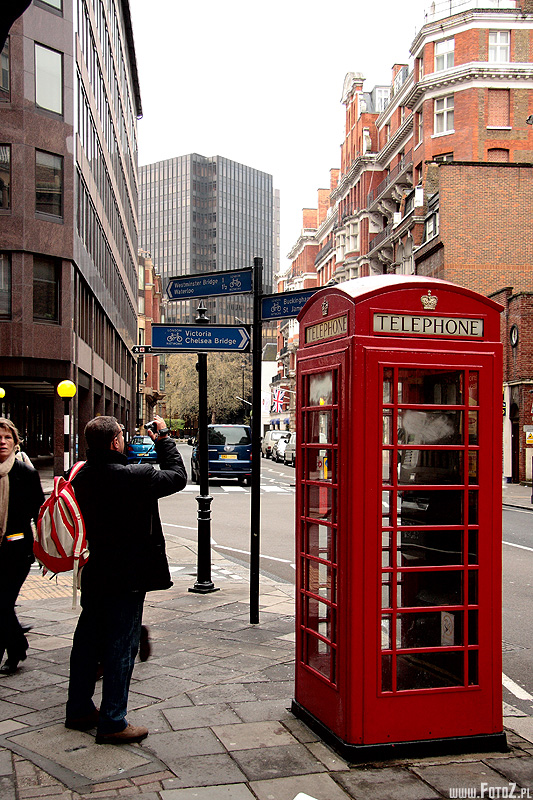 Telefon - Londyn, komunikacja, ulice, budka telefoniczna, architektura, London