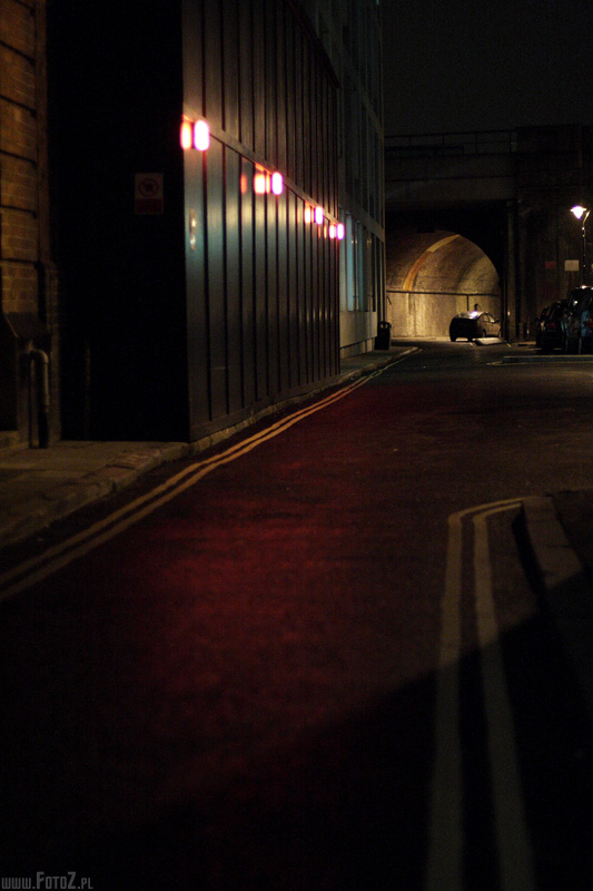 Wrong Turn - Londyn, zabytki, architektura, London,  zdjecia nocne Londynu, uliczki