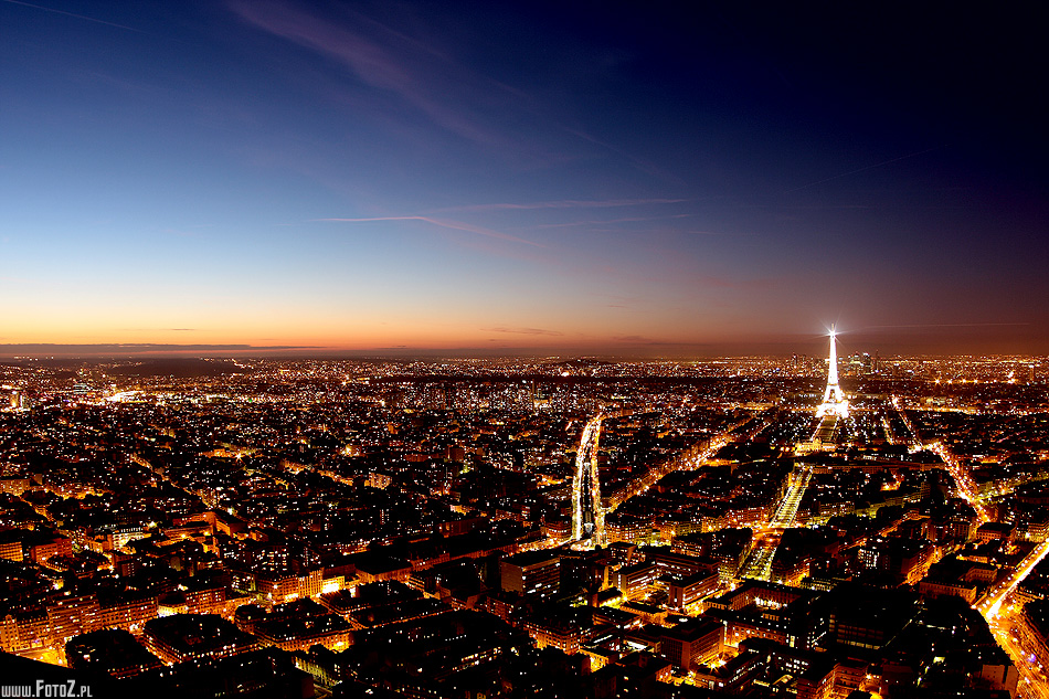 Noc nadchodzi - zmierz w Paryżu, panorama wieczorna Paryża