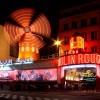 zdjęcie nocne Moulin Rouge w Paryżu - Moulin Rouge