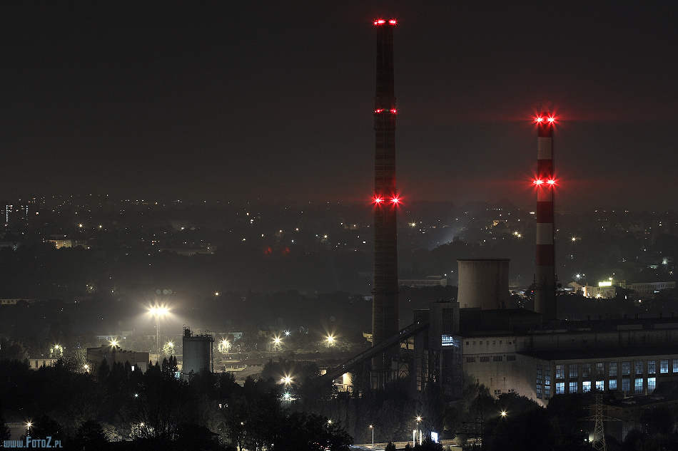 Industrialne Bielsko - elektrociepłownia, kominy, widok z góry, zdjęcie z wysoka