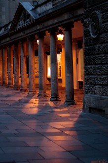 Baht, Somerset, Avon, architektura, zabytki, łaźnie rzymskie, architektura romańska, gorące źródła - Architektura romańska