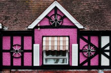 Devizes, Wiltshire, Anglia, angielska Architektura, dom, okno - Różowa Chata