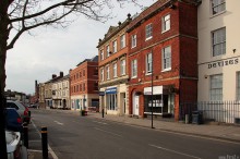 Wiltshire, Anglia, angielska Architektura, budynki z cegły, droga - Devizes