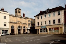 Devizes, Wiltshire, Anglia, angielska Architektura - Market Place - plac targowy