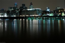 Tamiza, London, rzeka, architektura, noc, zdjcia nocne, Londyn, odbicie w lustrze wody - Nocne odbicie