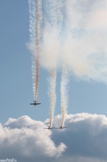 samolotowa akrobacja zespołowa - Pokazy Air Bandits