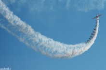 Jurgis Kairys na pikniku w bielsku 2009 - zdjęcie samolotu Suchoj Su-31- akrobacje podniebne, ewolucje powietrzne - Jurgis Kairys