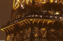 zbliżenie balkonu Eiffel Tower - Górny balkon na wieży Eiffel